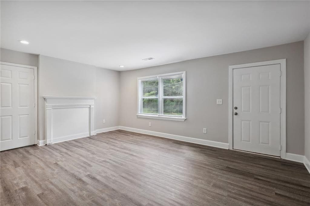 Building Photo - 1641 Sandtown Rd SW