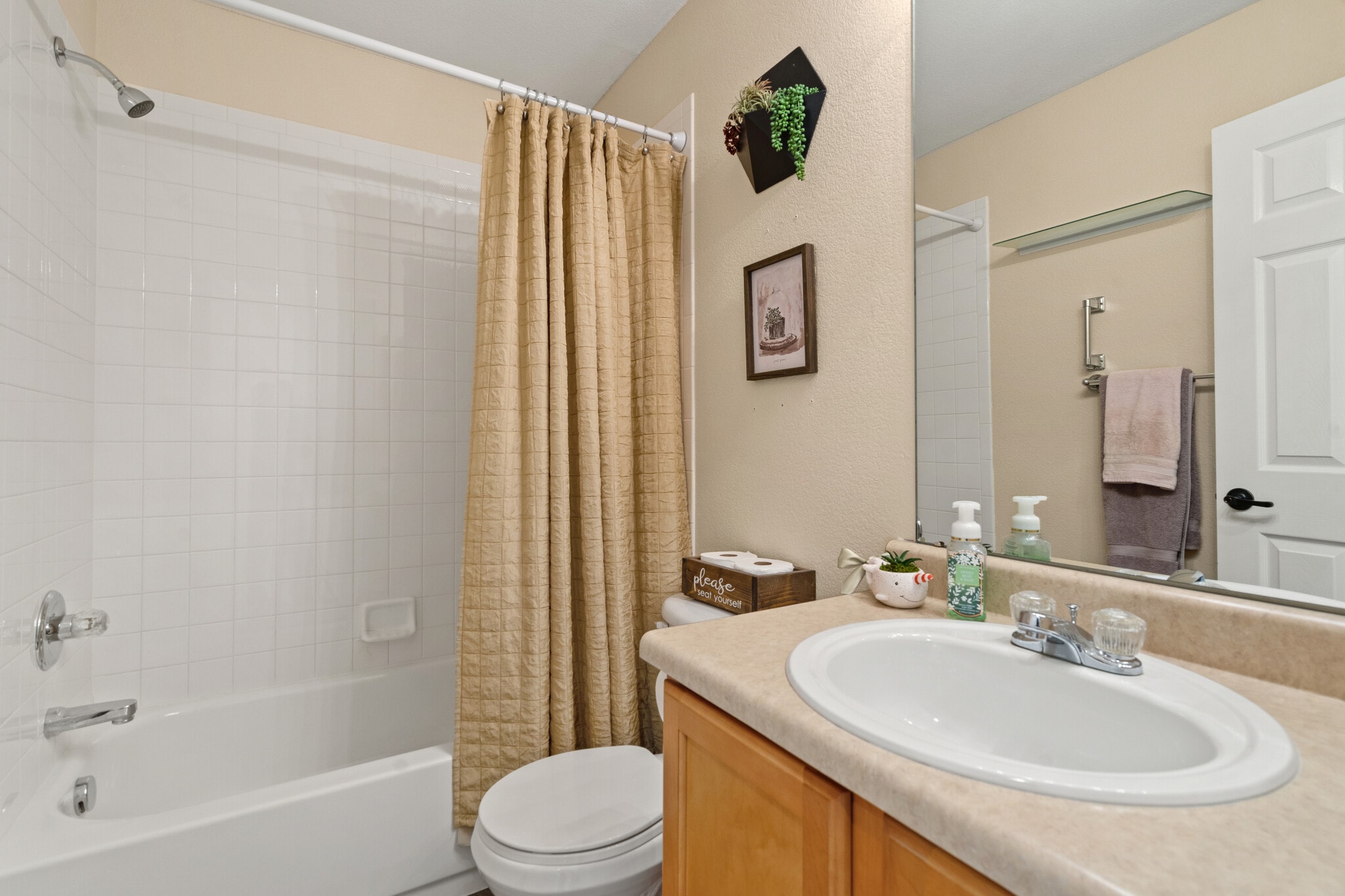 Building Photo - 708 Crown Ridge Ln