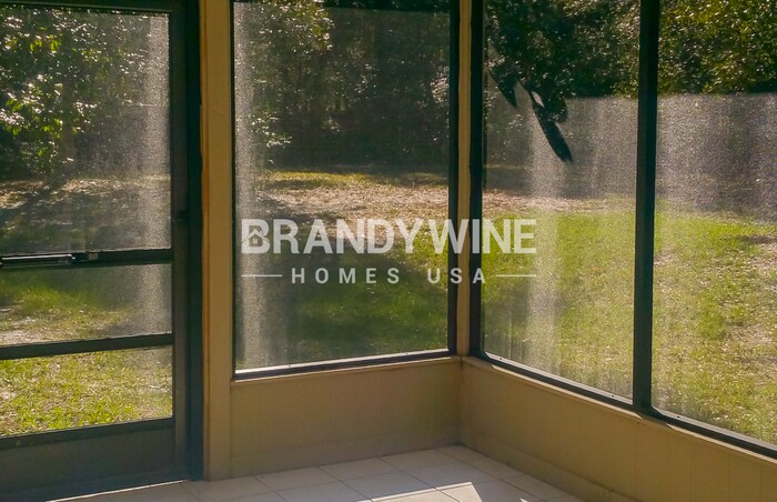 Building Photo - 5222 Aragon Ave