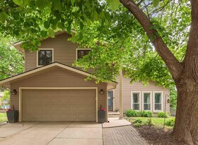 Building Photo - 16024 Martha Cir