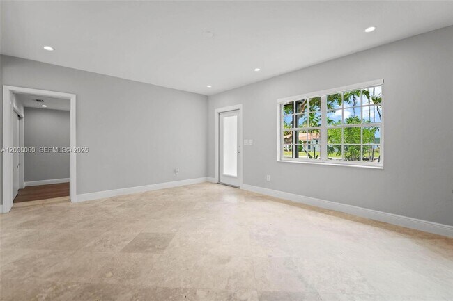 Building Photo - 11222 NE 9th Ave