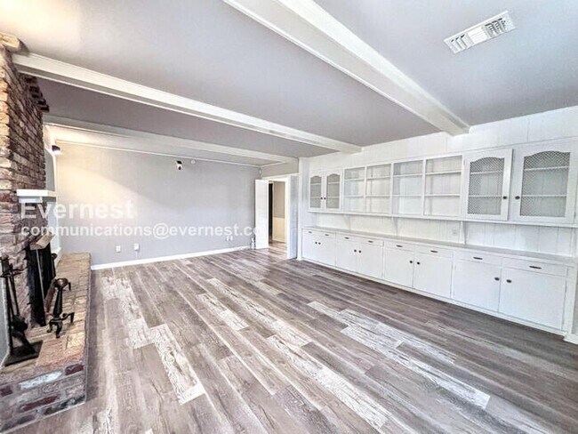 Building Photo - PROMO: Get $500 off the first month’s rent when you sign the lease today!! / Spacious Home with G...