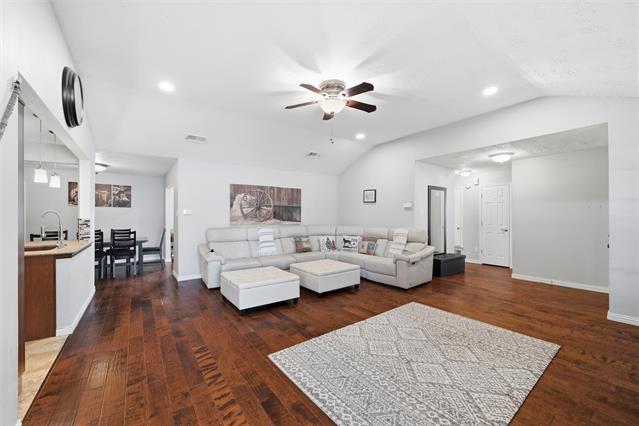 Building Photo - 1116 Seabrook Dr