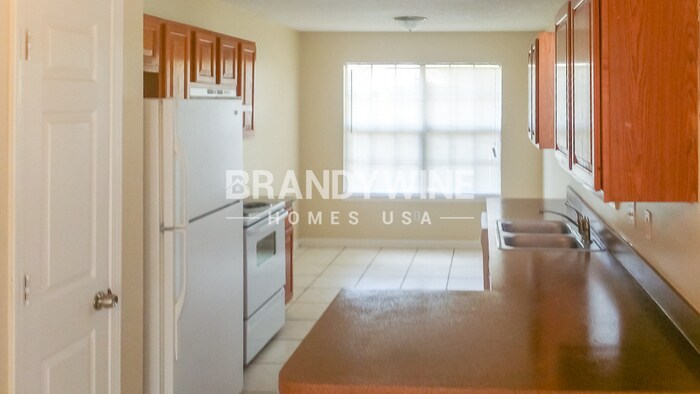 Building Photo - 6933 Huntington Woods Cir W