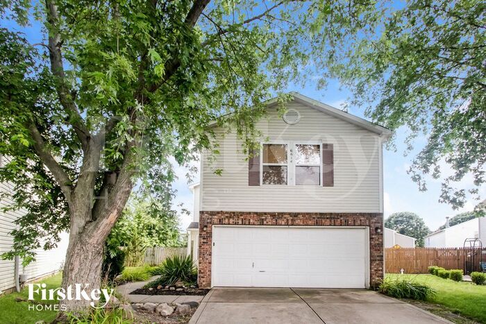 Primary Photo - 6614 Black Antler Dr
