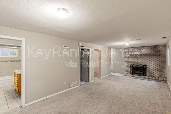 Building Photo - 16508 E Wesley Ave