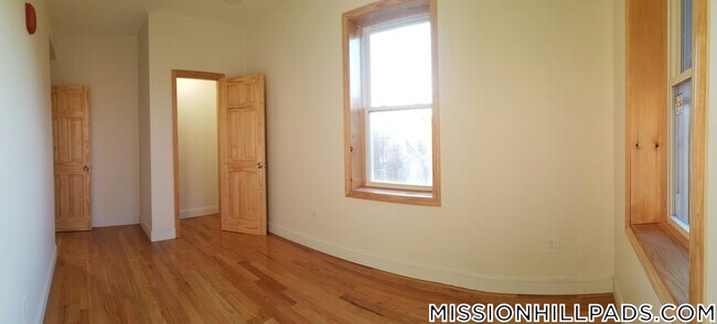 Building Photo - 20 Winthrop St