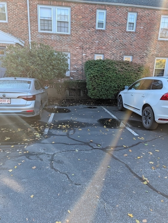 Building Photo - 260 Main St