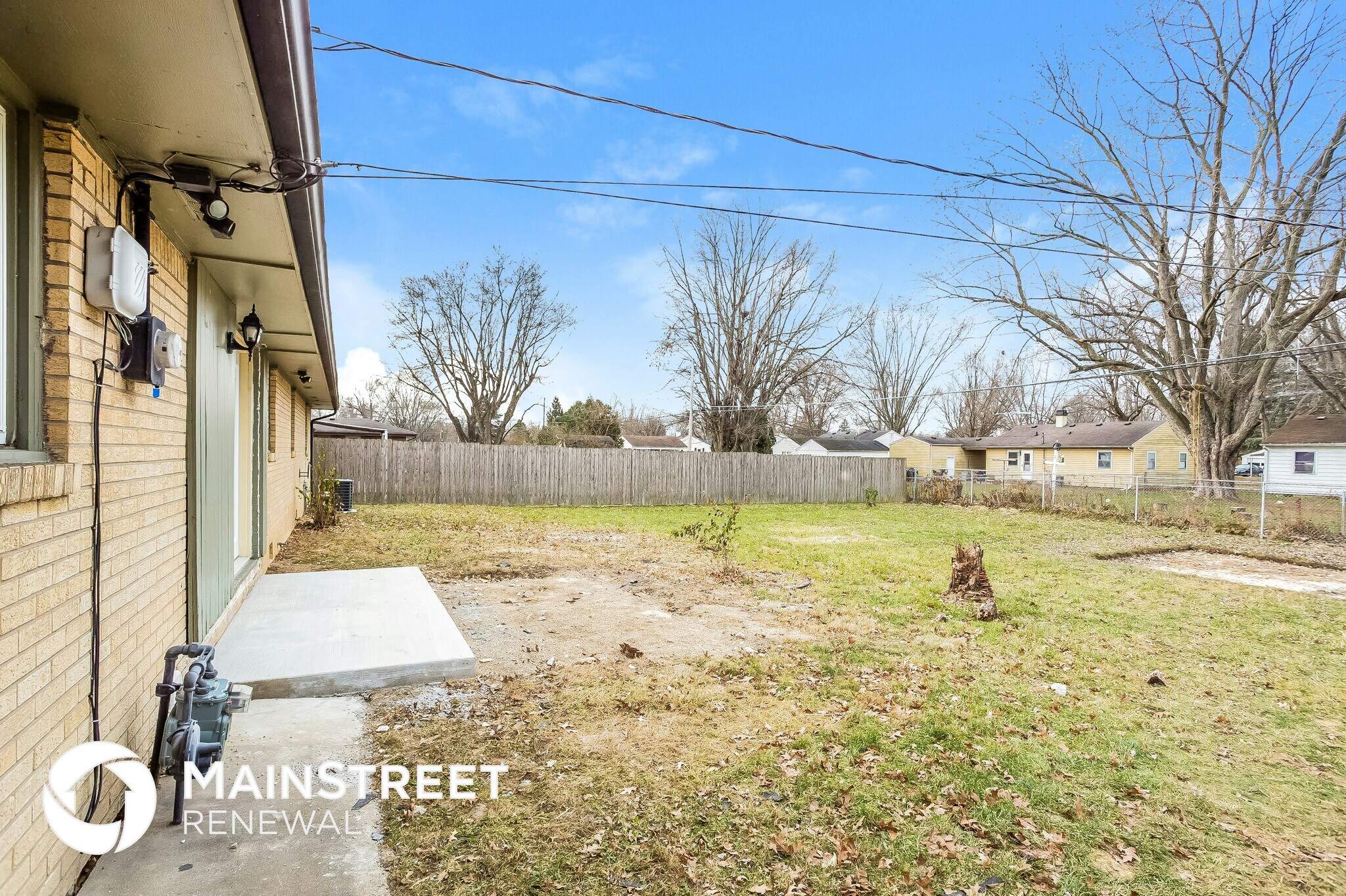 Building Photo - 3325 Loral Dr