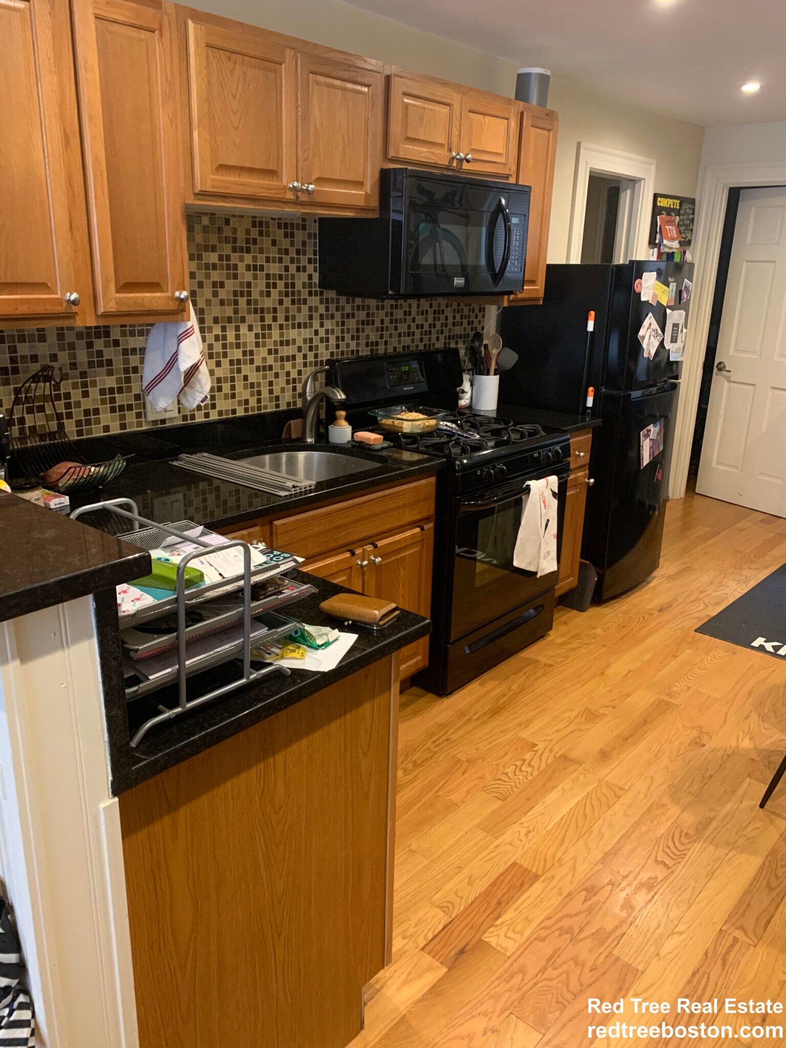 Building Photo - 61 Joy St