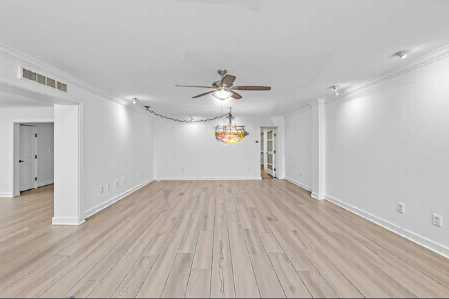 Building Photo - 3000 S Ocean Blvd