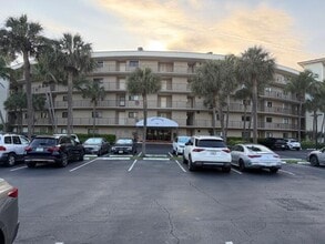 Building Photo - 3605 S Ocean Blvd