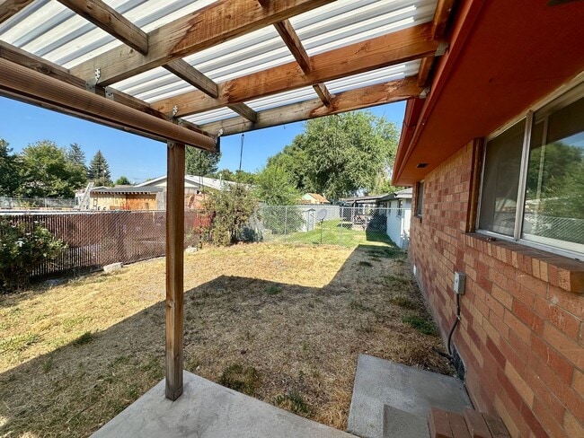Building Photo - 5532 Homer Dr