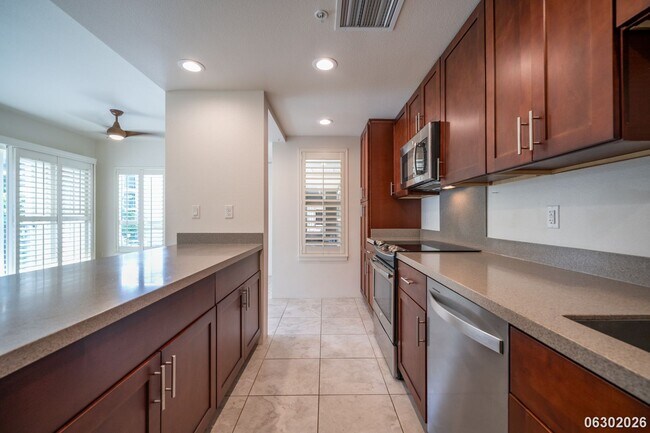 Building Photo - $3,300 / 1BR • 1BA • 757 SF • First-Floor Ka Malanai Condo | Available Now! (Kailua)
