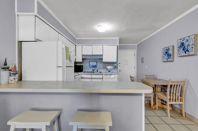 Building Photo - 828 Oxbow Dr