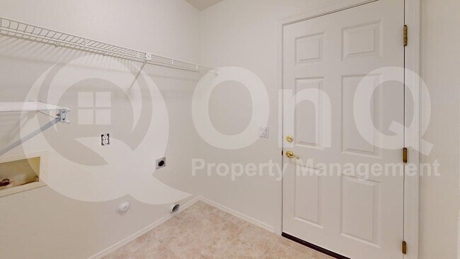 Building Photo - 144 E Mesquite Crest Pl