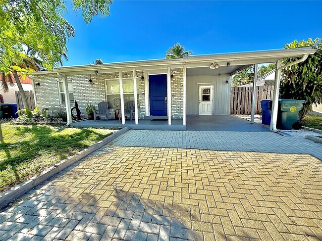 Building Photo - 5289 N Andrews Ave