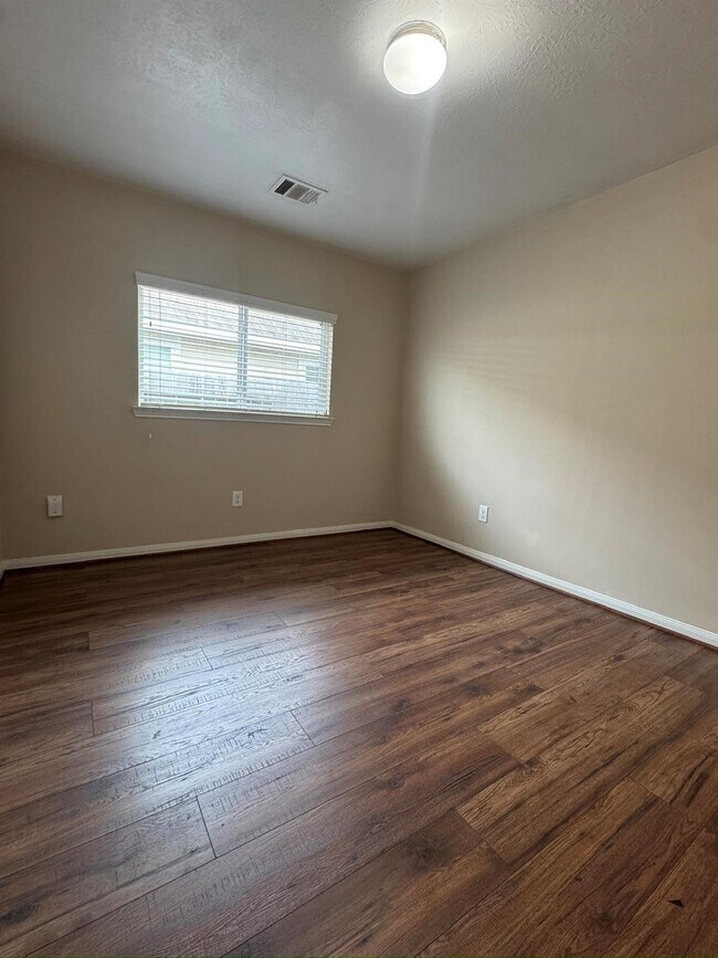 Building Photo - 15026 Winter Dawn Wy