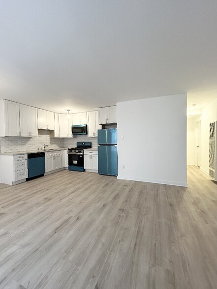 Building Photo - 1534 10th St