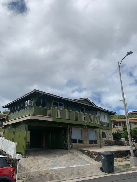 Building Photo - 3340 Ala Laulani St