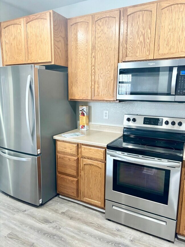 Building Photo - 3852 S Dallas St