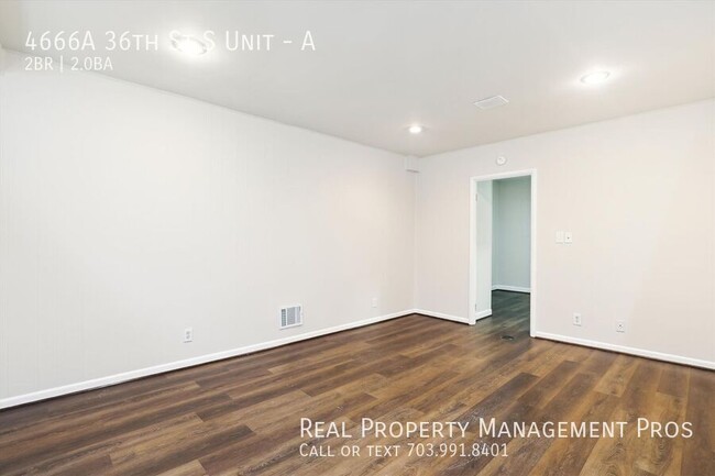 Building Photo - 4666A 36th St S Unit-A