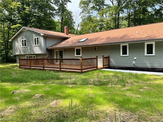 Building Photo - 704 Echo Dr