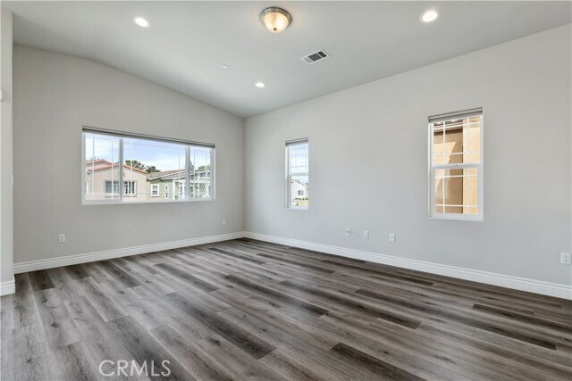 Building Photo - 351 Calle de Pueblo