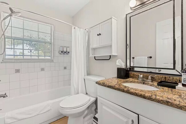 Building Photo - 4561 Evers Pl