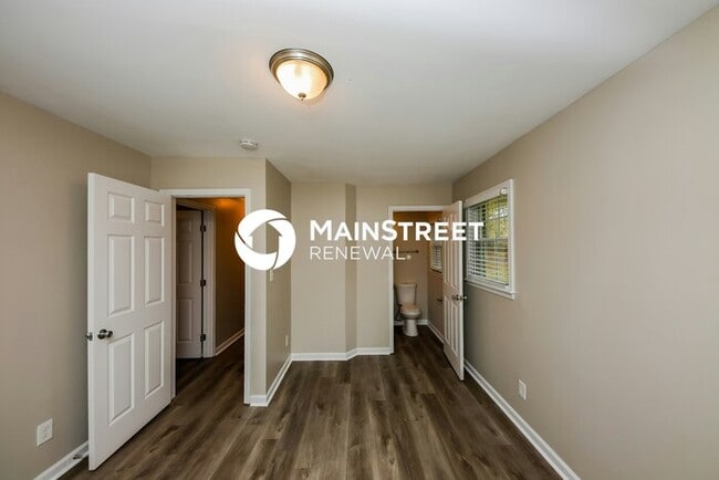 Building Photo - 3 Bedroom Pet-Friendly Home in Powder Springs, GA with Main Street Renewal