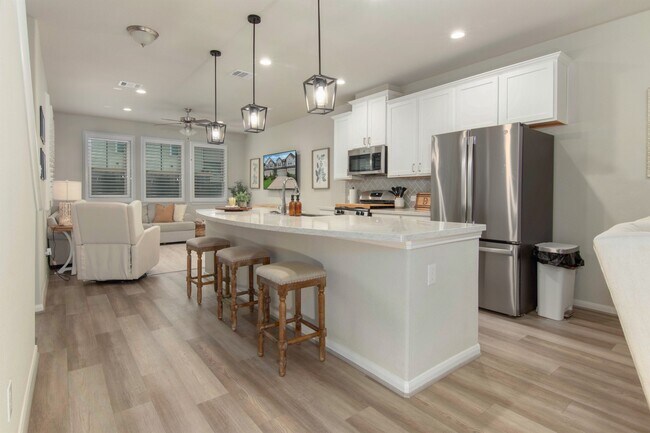 Building Photo - 5533 Evanston Ln