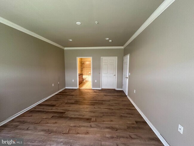 Building Photo - 416 Masterson Ct