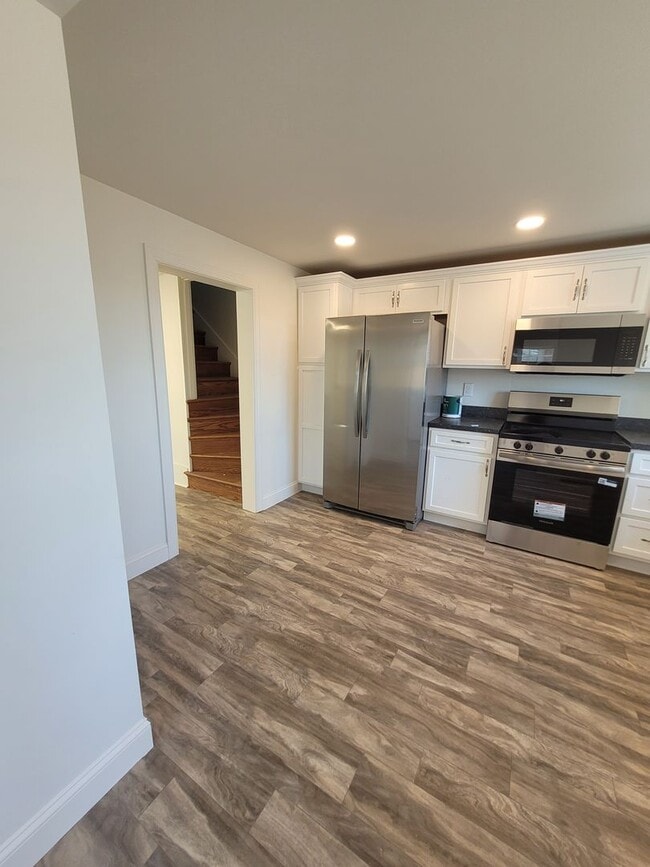 Building Photo - Newly renovated 3 bedroom Townhome - Gordonville