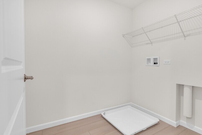 Building Photo - 668 Switchgrass Wy