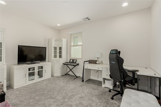 Building Photo - 11297 Gravitation Dr