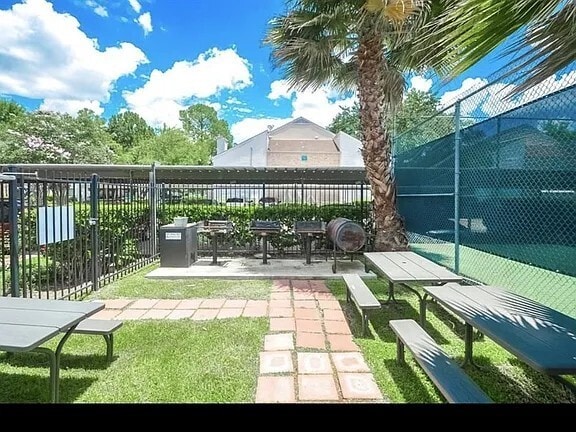 Building Photo - 7950 N Stadium Dr