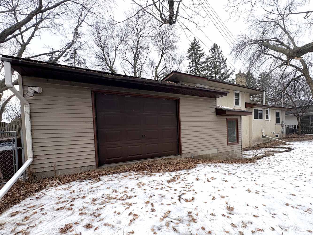 Building Photo - 2241 Randy Ave