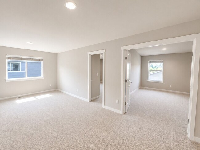 Building Photo - 4Bd/2.5Ba Bothell Home