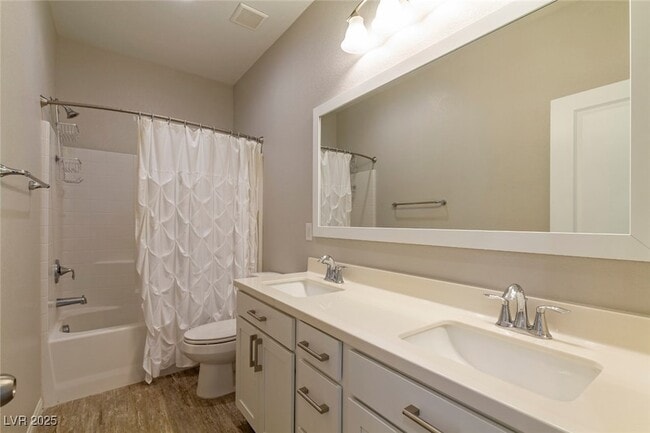 Building Photo - 10461 Skye Summit Ave