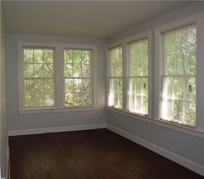 Building Photo - 1101 W 22nd St