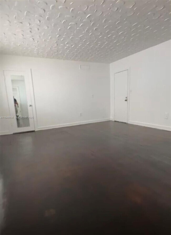 Building Photo - 1611 Pennsylvania Ave