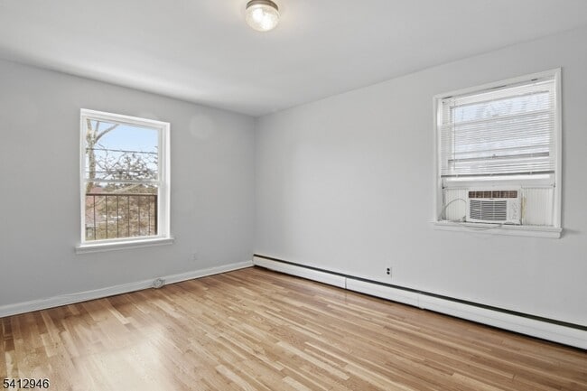 Building Photo - 741 Bloomfield Ave