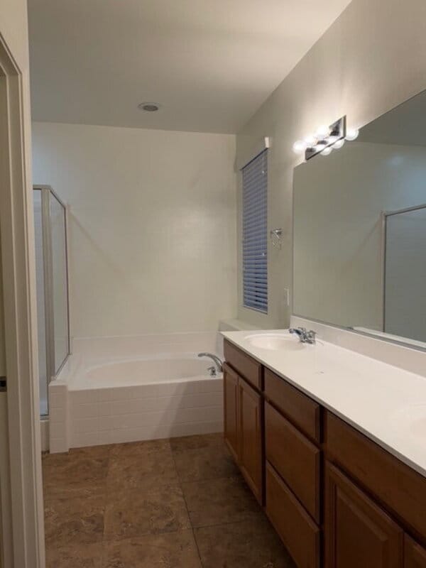 Building Photo - 2286 W Gold Dust Ave