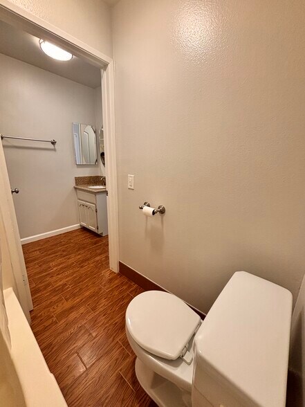 Building Photo - 5711 Camellia Ave