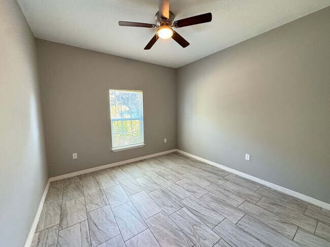 Building Photo - Immaculate 3-Bedroom, 2-Bathroom Home in Palm Bay