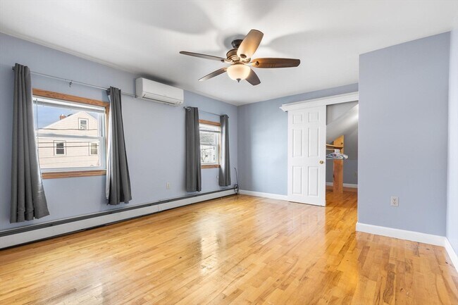 Building Photo - 12 Wilmington Ave