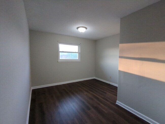 Building Photo - 4669 Cary Ln