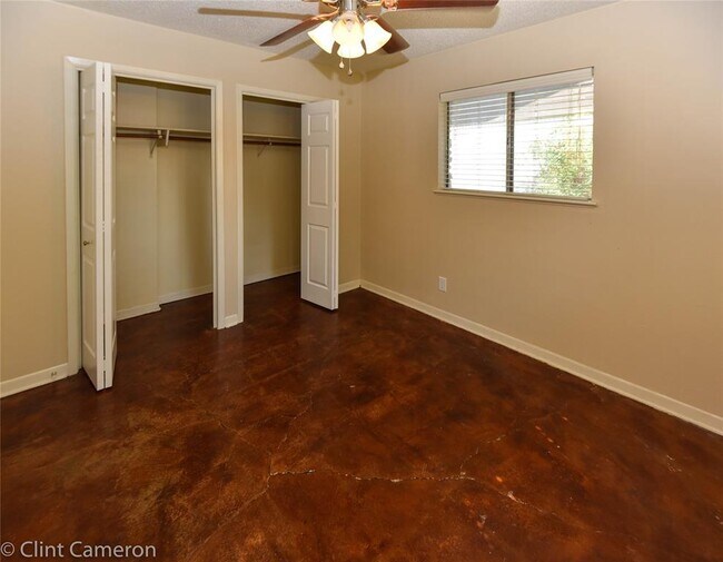 Building Photo - 2211 Lanier Dr