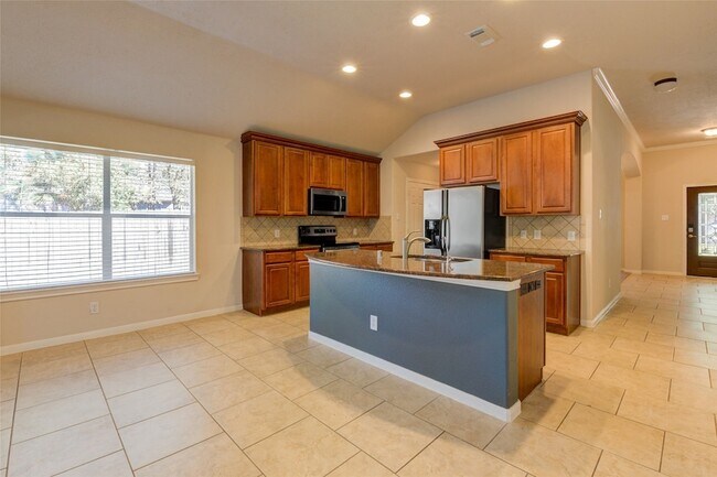 Building Photo - 11 Ebony Oaks Pl