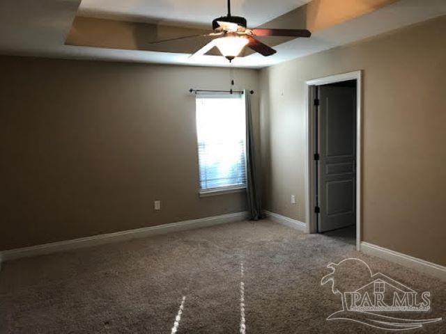 Building Photo - 5558 Pine Ridge Dr